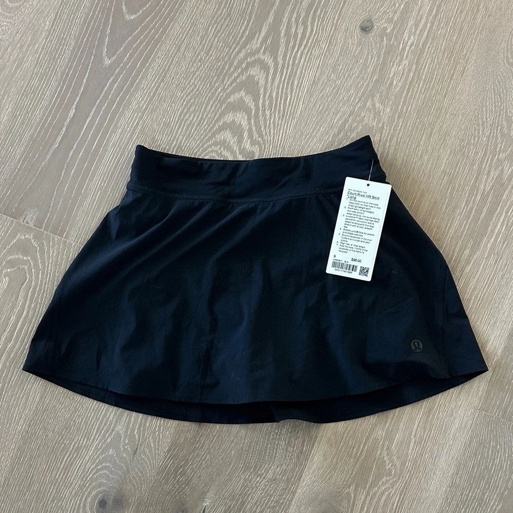 Black Lululemon Court Rival HR Women's Skirt